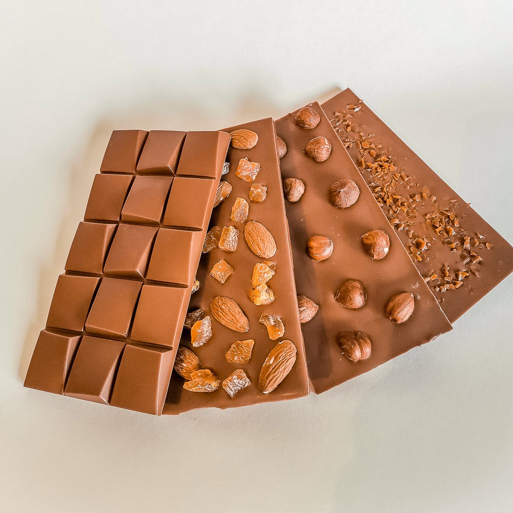 Tablette de Chocolat Artisanale de Noël Faible en Sucre saveur Lait ou Noir