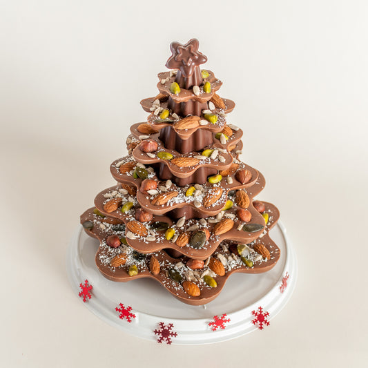 Un joli sapin de Noël en chocolat façon mendiants pour votre centre de table. Charloux chocolaterie